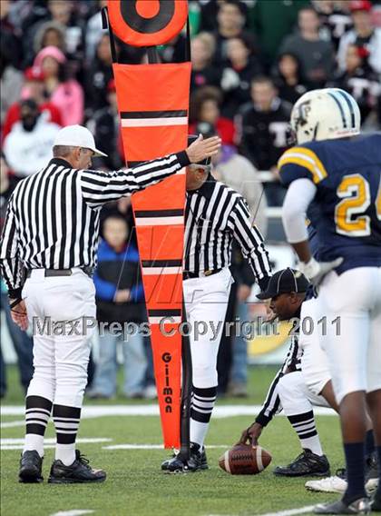 Thumbnail 2 in Trinity vs. Stony Point (5A Division 1 Semifinals) photogallery.