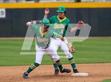 Thumbnail 2 in South Hills vs. Camas photogallery.