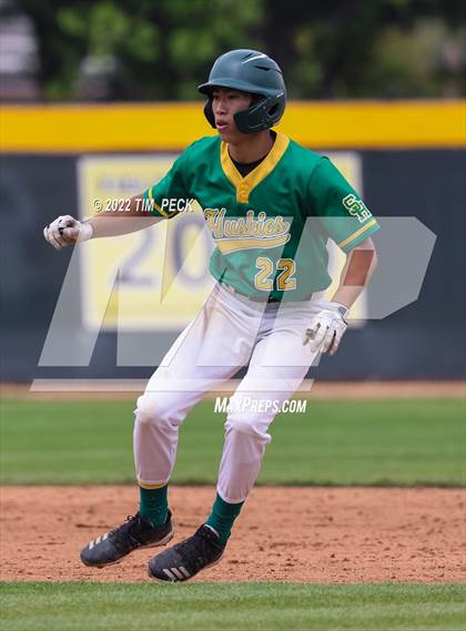 Thumbnail 2 in South Hills vs. Camas photogallery.