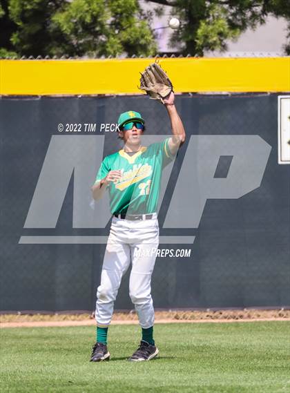 Thumbnail 3 in South Hills vs. Camas photogallery.