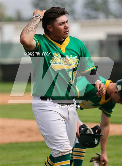 Thumbnail 1 in South Hills vs. Camas photogallery.
