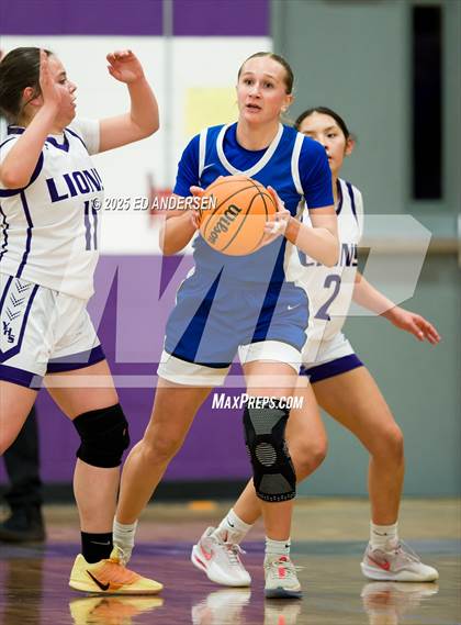 Thumbnail 1 in Smith Valley @ Yerington photogallery.