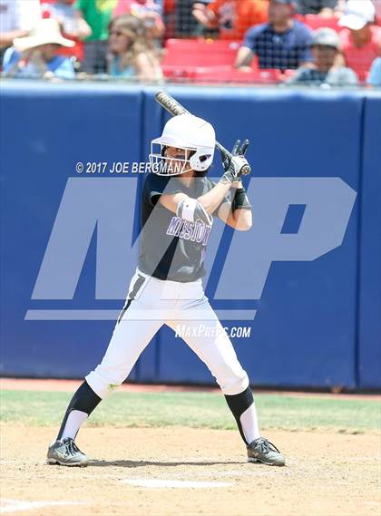 Thumbnail 3 in Mission Oak vs. Selma (CIF CS D4 Final) photogallery.