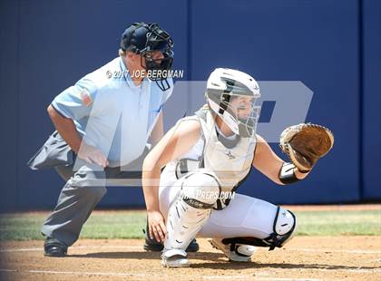 Thumbnail 2 in Mission Oak vs. Selma (CIF CS D4 Final) photogallery.