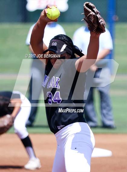 Thumbnail 1 in Mission Oak vs. Selma (CIF CS D4 Final) photogallery.