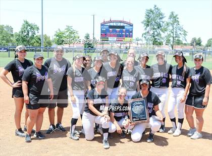 Thumbnail 3 in Mission Oak vs. Selma (CIF CS D4 Final) photogallery.