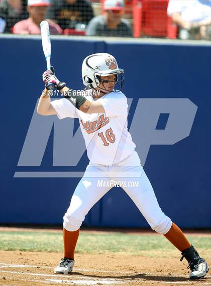 Thumbnail 1 in Mission Oak vs. Selma (CIF CS D4 Final) photogallery.
