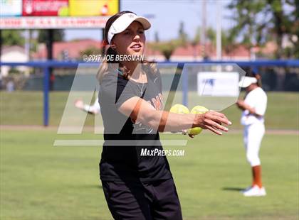 Thumbnail 2 in Mission Oak vs. Selma (CIF CS D4 Final) photogallery.
