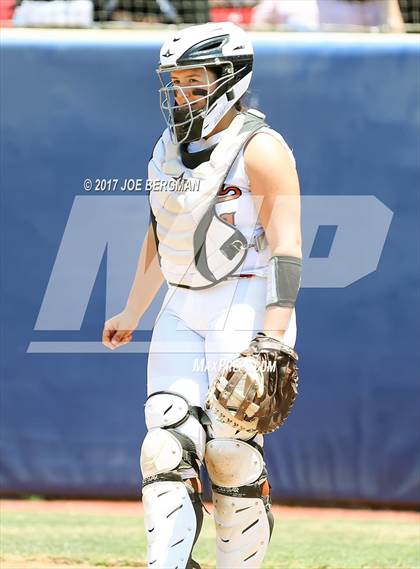 Thumbnail 2 in Mission Oak vs. Selma (CIF CS D4 Final) photogallery.