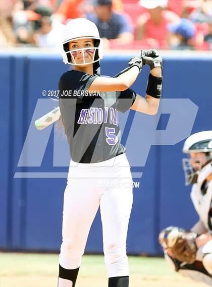 Thumbnail 2 in Mission Oak vs. Selma (CIF CS D4 Final) photogallery.