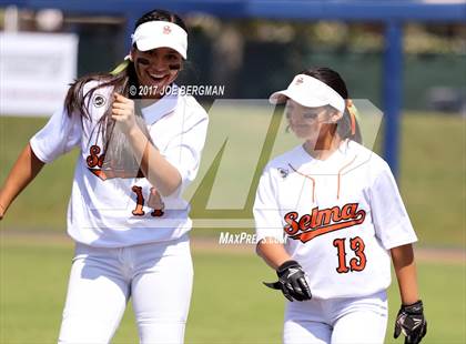 Thumbnail 3 in Mission Oak vs. Selma (CIF CS D4 Final) photogallery.