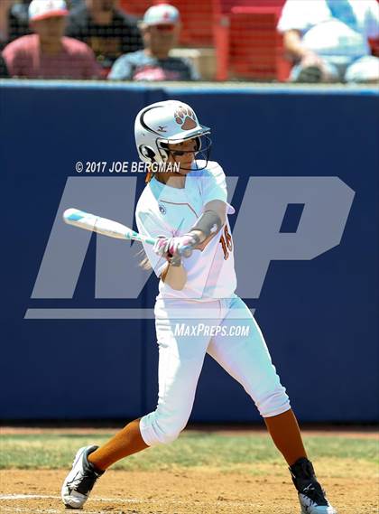 Thumbnail 2 in Mission Oak vs. Selma (CIF CS D4 Final) photogallery.
