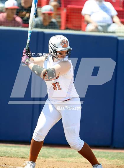 Thumbnail 3 in Mission Oak vs. Selma (CIF CS D4 Final) photogallery.