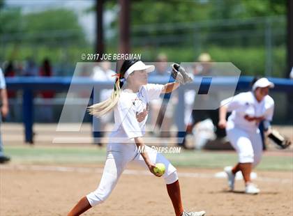 Thumbnail 1 in Mission Oak vs. Selma (CIF CS D4 Final) photogallery.