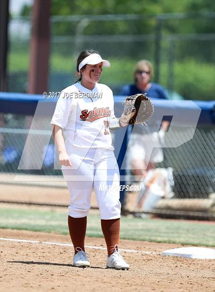 Thumbnail 1 in Mission Oak vs. Selma (CIF CS D4 Final) photogallery.