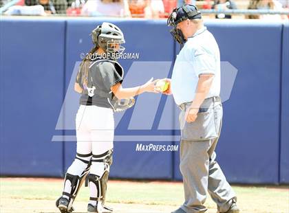Thumbnail 3 in Mission Oak vs. Selma (CIF CS D4 Final) photogallery.