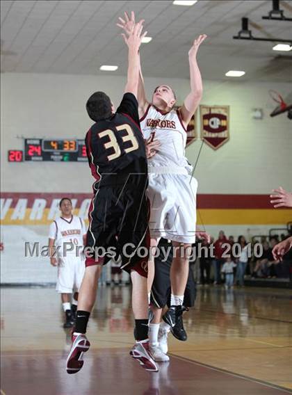 Thumbnail 1 in Oaks Christian vs. Alemany (CIF SS Playoffs) photogallery.