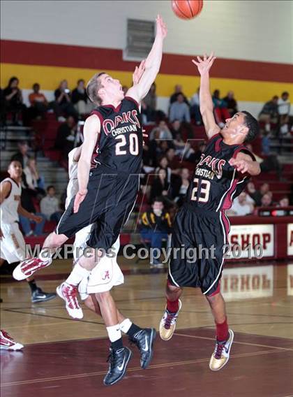 Thumbnail 2 in Oaks Christian vs. Alemany (CIF SS Playoffs) photogallery.