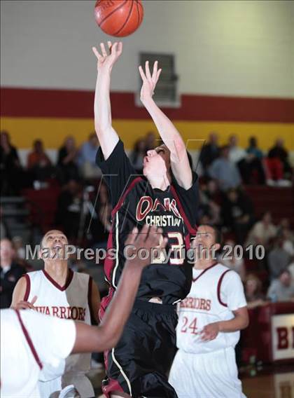 Thumbnail 3 in Oaks Christian vs. Alemany (CIF SS Playoffs) photogallery.
