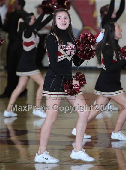 Thumbnail 2 in Oaks Christian vs. Alemany (CIF SS Playoffs) photogallery.