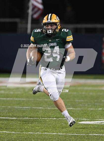 Thumbnail 2 in Central Catholic vs. St. Edward photogallery.