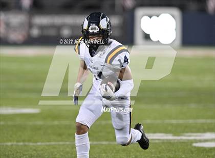 Thumbnail 1 in Central Catholic vs. St. Edward photogallery.
