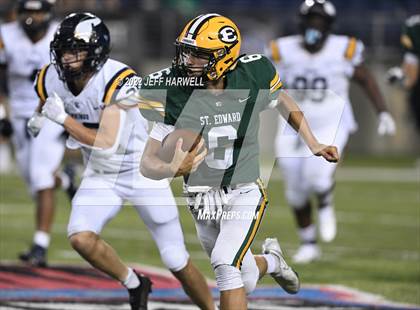 Thumbnail 3 in Central Catholic vs. St. Edward photogallery.