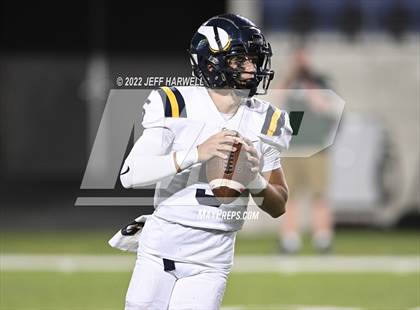 Thumbnail 1 in Central Catholic vs. St. Edward photogallery.