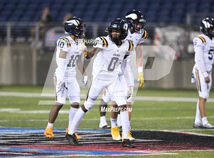 Thumbnail 2 in Central Catholic vs. St. Edward photogallery.
