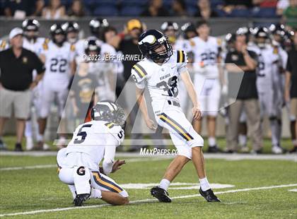Thumbnail 2 in Central Catholic vs. St. Edward photogallery.