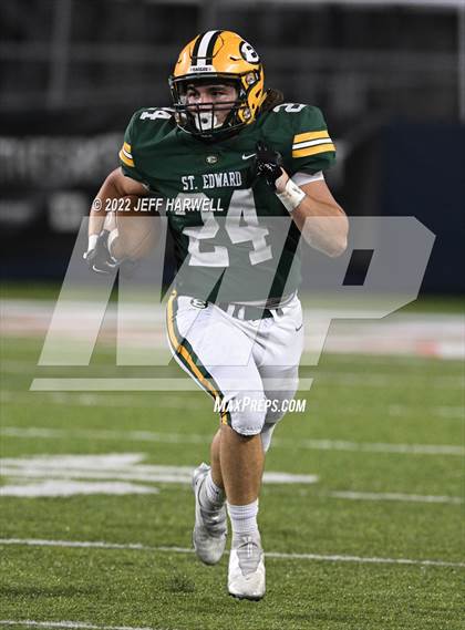 Thumbnail 3 in Central Catholic vs. St. Edward photogallery.