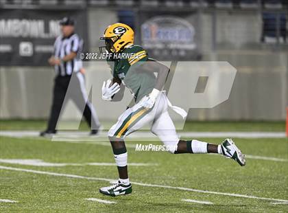 Thumbnail 2 in Central Catholic vs. St. Edward photogallery.