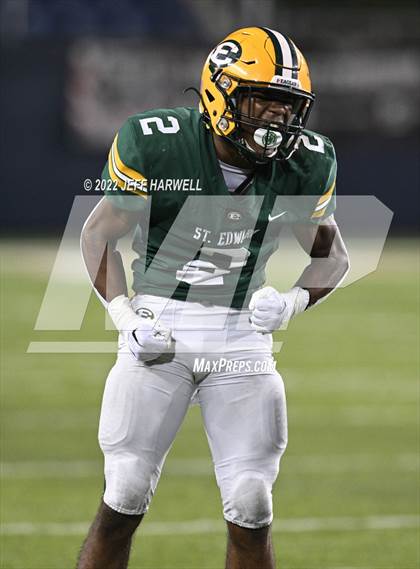 Thumbnail 3 in Central Catholic vs. St. Edward photogallery.