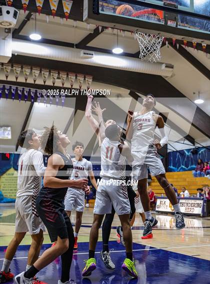 Thumbnail 2 in Golden Valley vs. Woodcreek (53rd Cartwright Classic) photogallery.