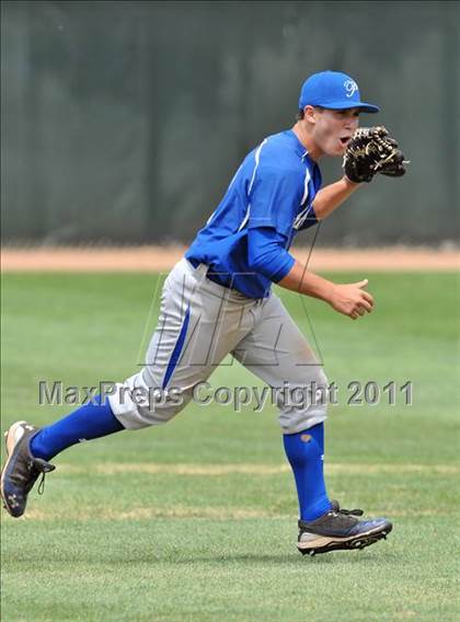 Thumbnail 2 in IMG Academies vs. Chaminade (Hard 9 National Classic) photogallery.