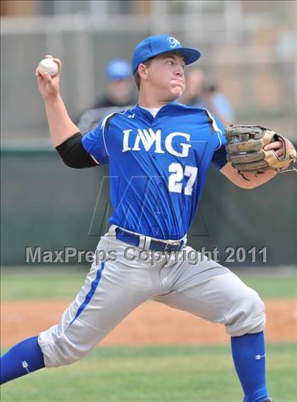 Thumbnail 2 in IMG Academies vs. Chaminade (Hard 9 National Classic) photogallery.