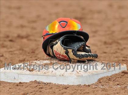 Thumbnail 2 in IMG Academies vs. Chaminade (Hard 9 National Classic) photogallery.