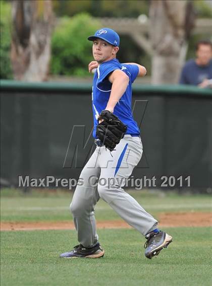 Thumbnail 3 in IMG Academies vs. Chaminade (Hard 9 National Classic) photogallery.