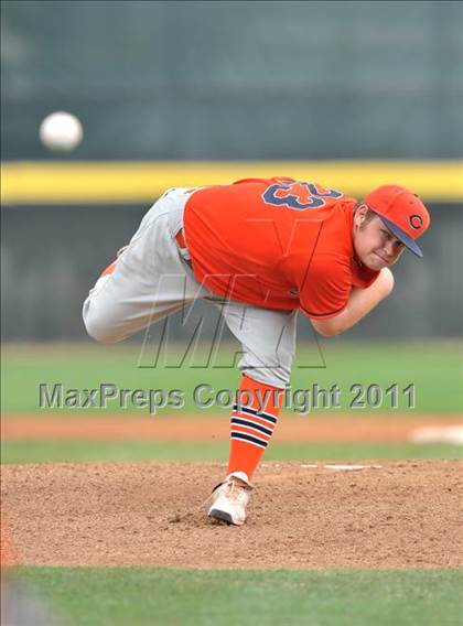 Thumbnail 3 in IMG Academies vs. Chaminade (Hard 9 National Classic) photogallery.
