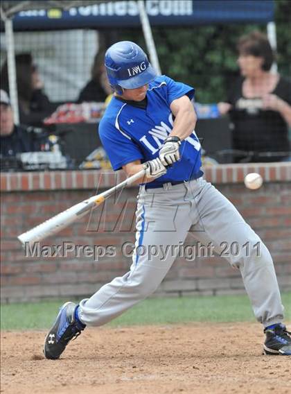 Thumbnail 3 in IMG Academies vs. Chaminade (Hard 9 National Classic) photogallery.