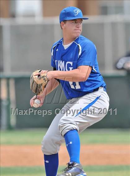 Thumbnail 2 in IMG Academies vs. Chaminade (Hard 9 National Classic) photogallery.