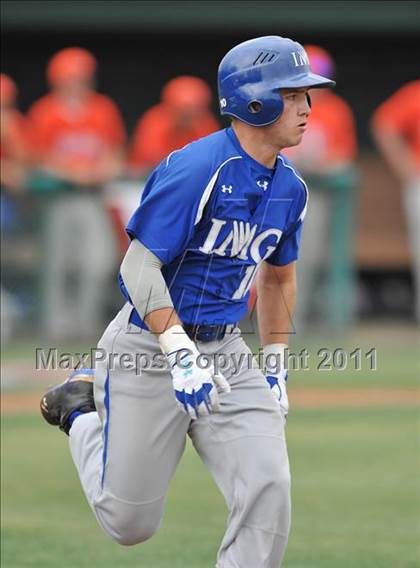 Thumbnail 3 in IMG Academies vs. Chaminade (Hard 9 National Classic) photogallery.