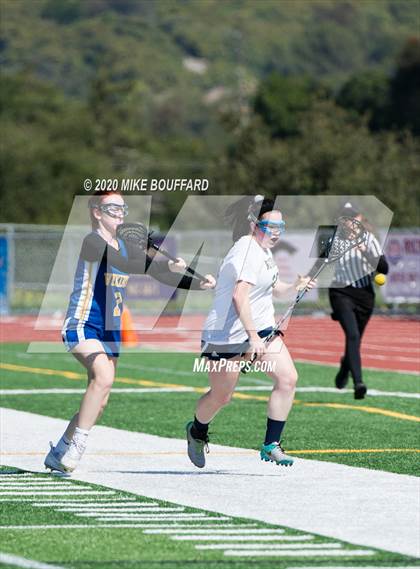 Thumbnail 3 in Santa Monica vs Notre Dame (Gold Goast Invitational) photogallery.