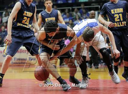Thumbnail 1 in Caruthers vs. Kern Valley (CIF CS D5 Final) photogallery.