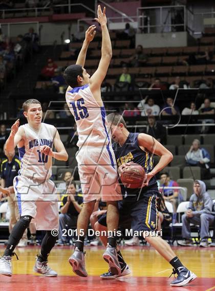 Thumbnail 1 in Caruthers vs. Kern Valley (CIF CS D5 Final) photogallery.