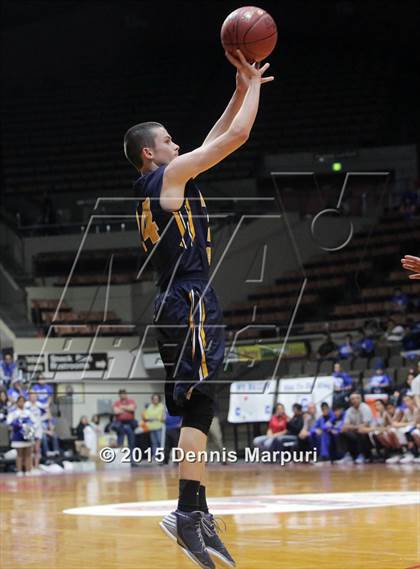 Thumbnail 3 in Caruthers vs. Kern Valley (CIF CS D5 Final) photogallery.
