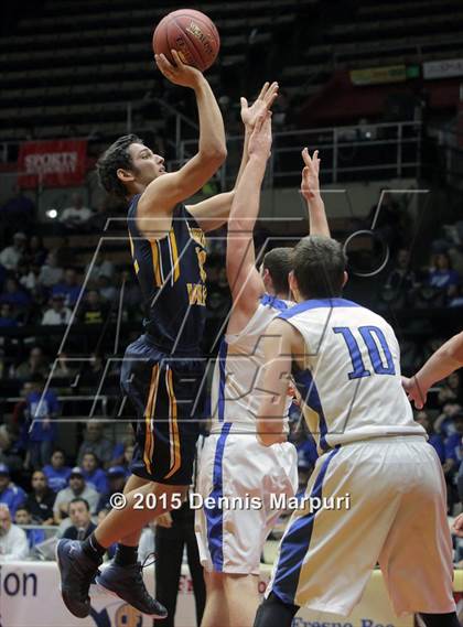 Thumbnail 1 in Caruthers vs. Kern Valley (CIF CS D5 Final) photogallery.