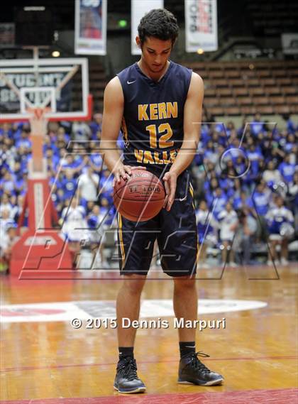 Thumbnail 2 in Caruthers vs. Kern Valley (CIF CS D5 Final) photogallery.