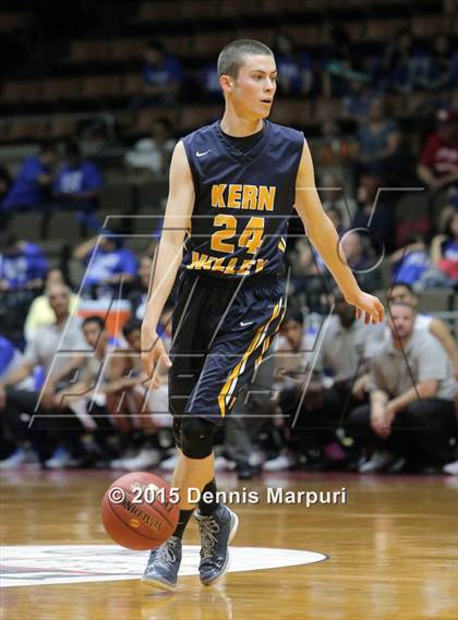 Thumbnail 3 in Caruthers vs. Kern Valley (CIF CS D5 Final) photogallery.