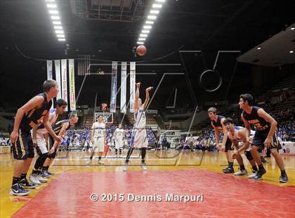 Thumbnail 2 in Caruthers vs. Kern Valley (CIF CS D5 Final) photogallery.